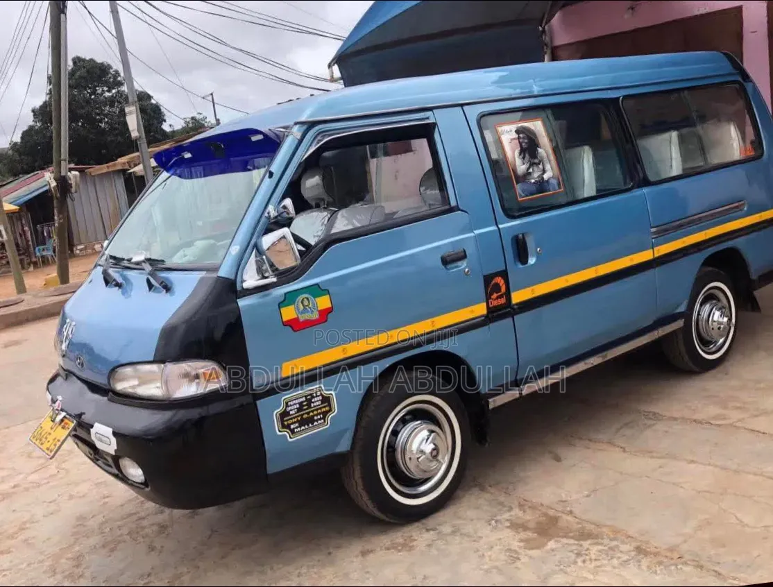 Nissan Serena 2008 Green
