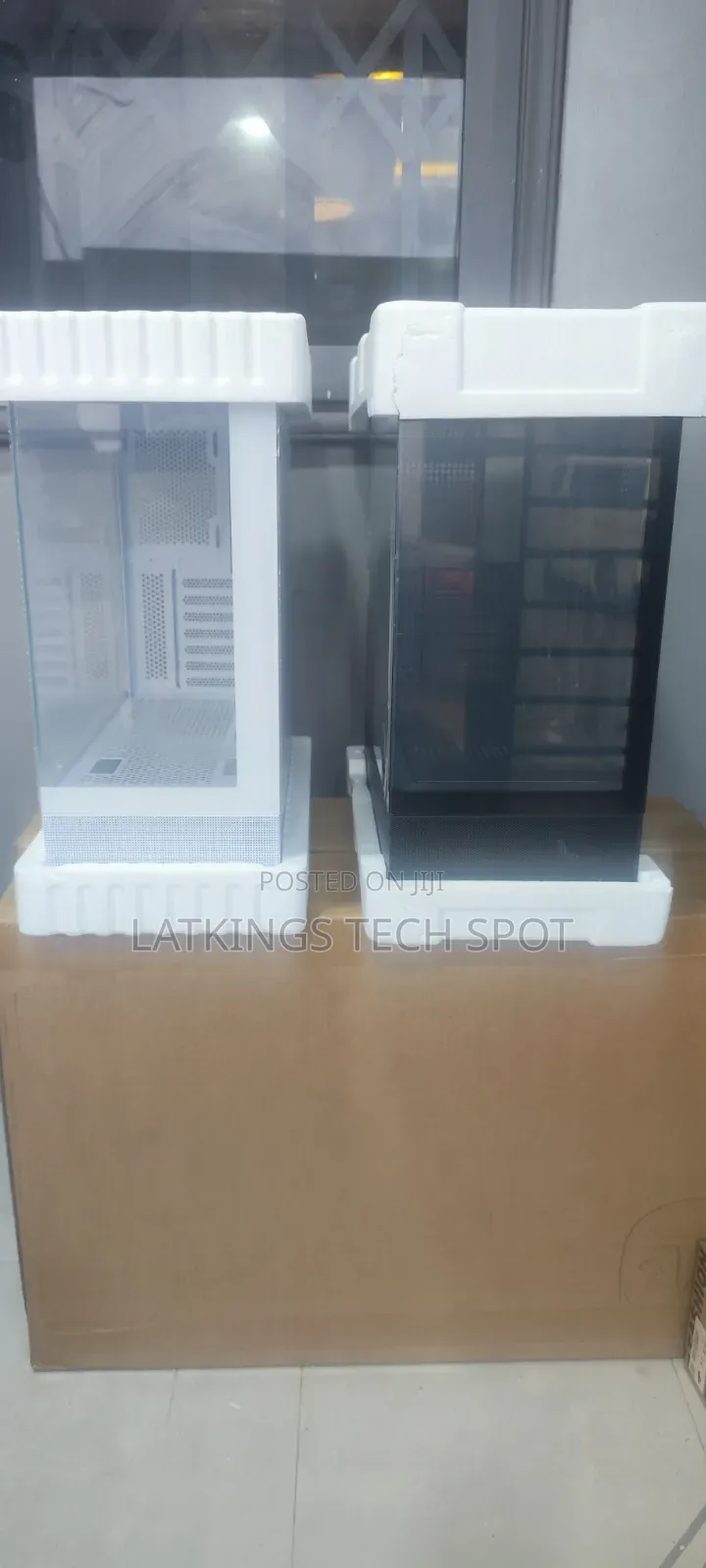 Soeyi V930 Pc Case With 6 Argb Fans