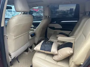 Toyota Highlander 2015 Brown