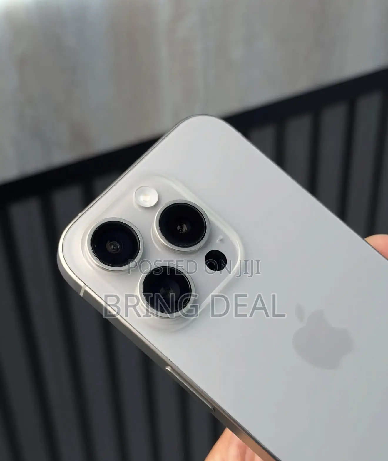 Apple iPhone 16 Pro Max 1 TB Gray