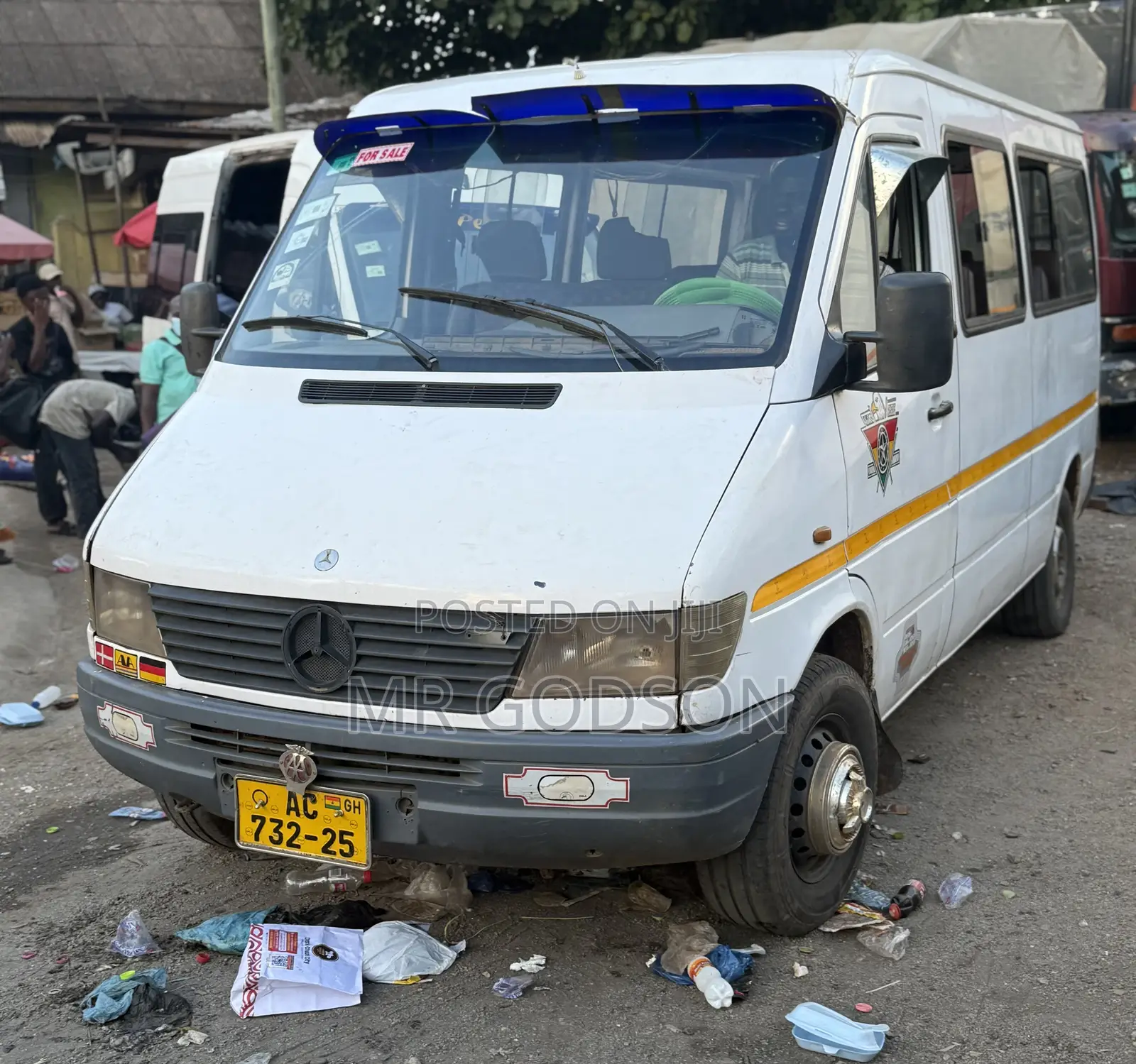 Mercedes-Benz Sprinter 2005 Yellow