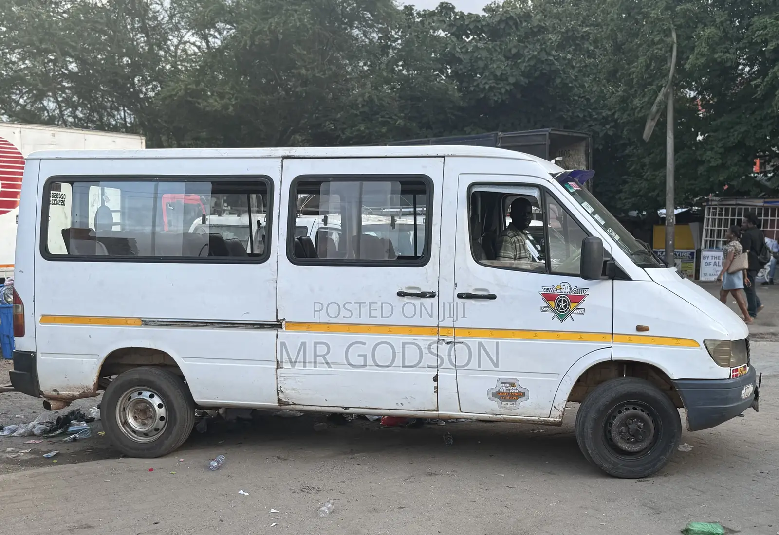 Mercedes-Benz Sprinter 2005 Yellow