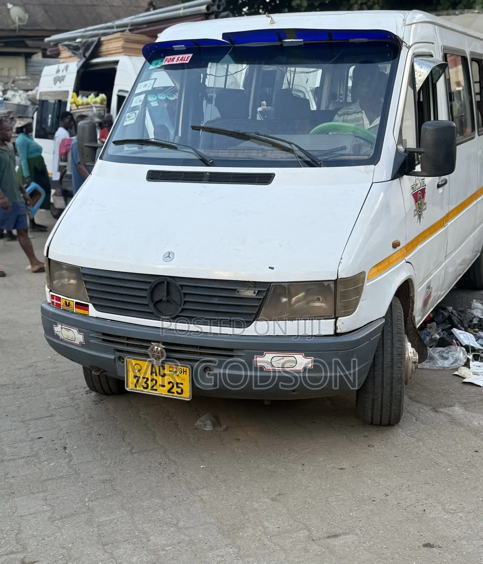 Mercedes-Benz Sprinter 2005 Yellow