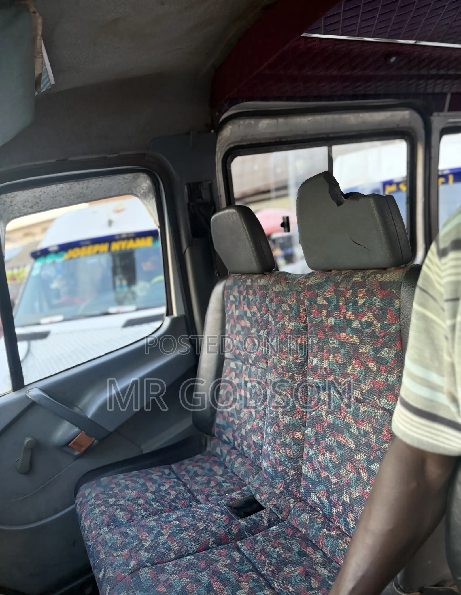 Mercedes-Benz Sprinter 2005 Yellow
