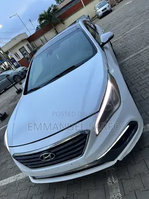 Hyundai Sonata Limited 2.0T 4dr Sedan (2.0L 4cyl Turbo 6A) 2015 White