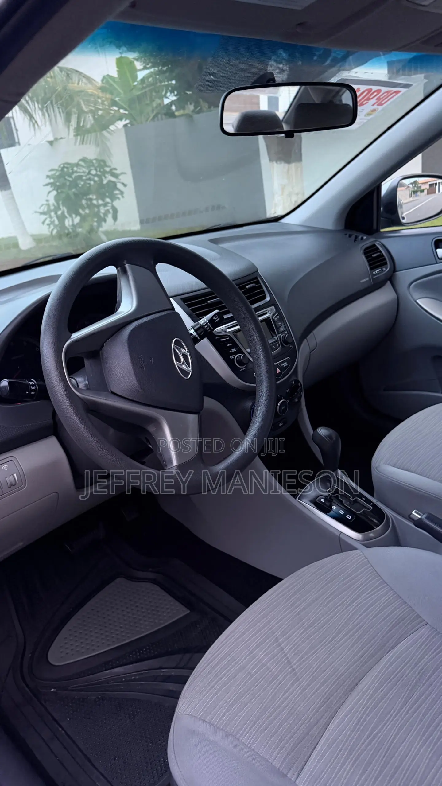 Hyundai Accent SE Sedan 2017 Gray