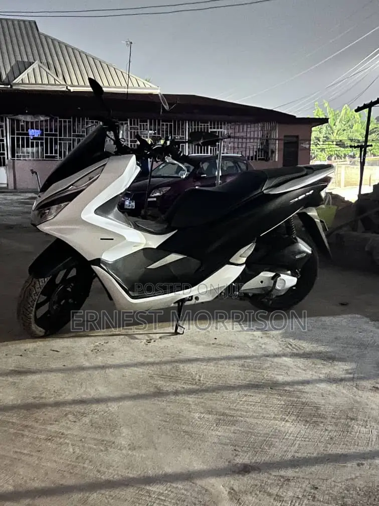 Honda 2023 White