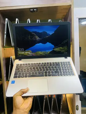 Laptop Asus X540LA 4GB Intel HDD 750GB