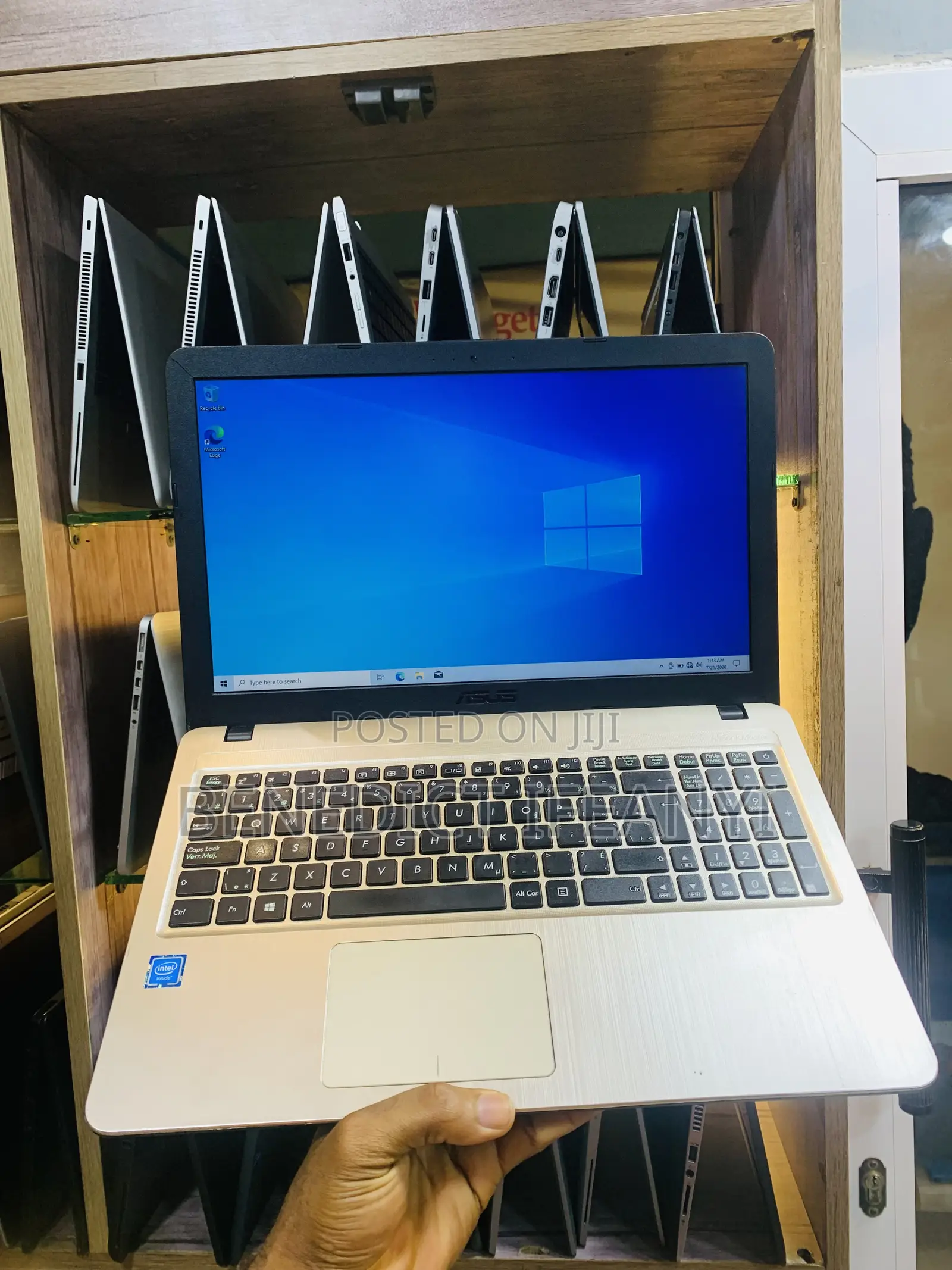Laptop Asus X540LA 4GB Intel HDD 750GB