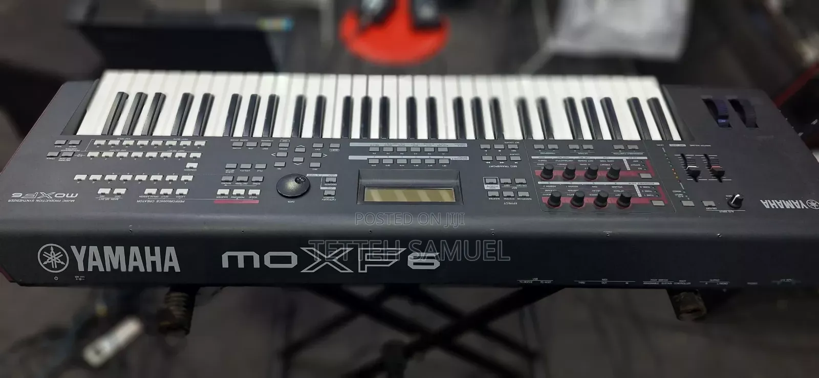 Yahama Moxf6