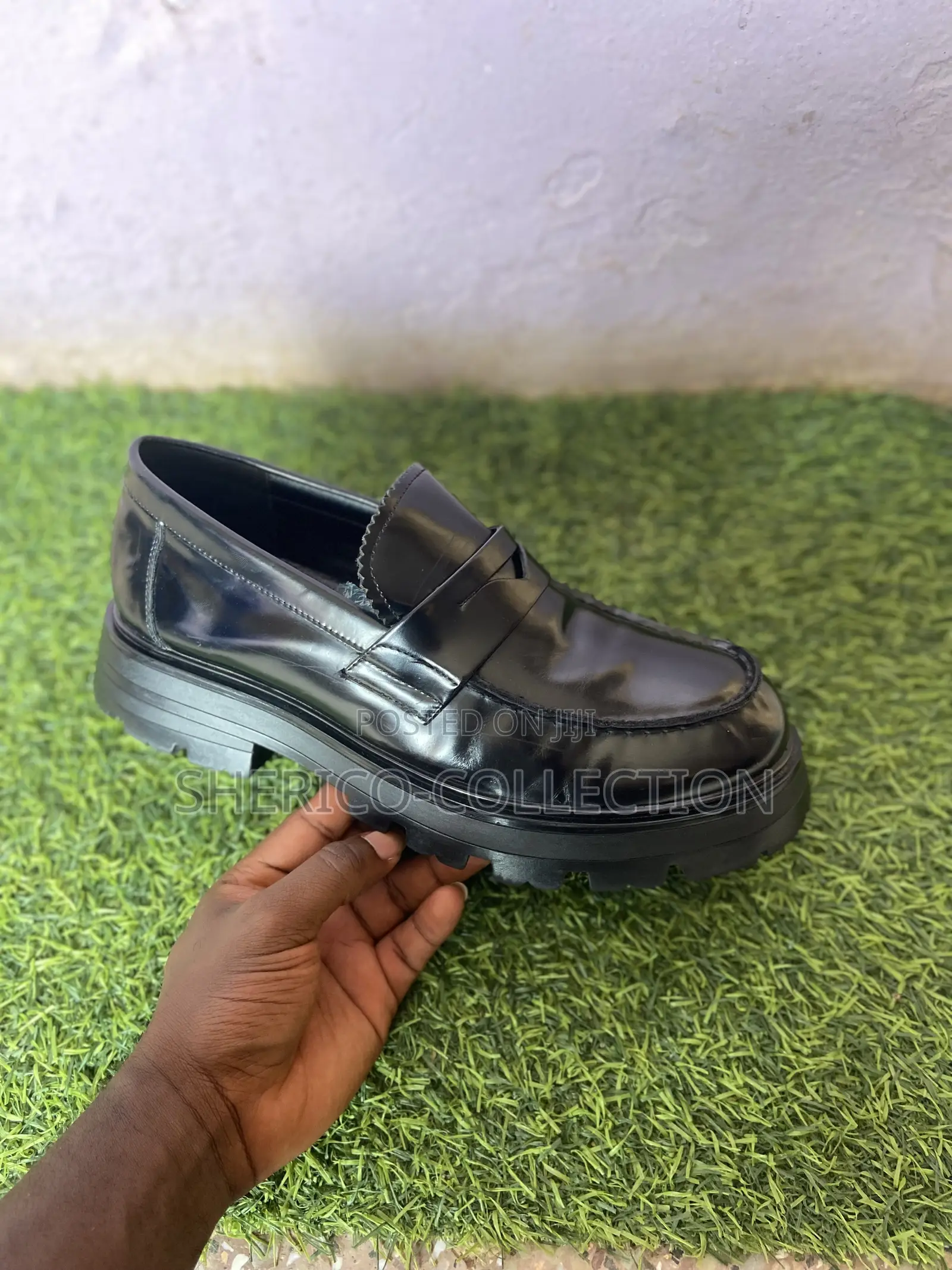 Bersherk Shoe