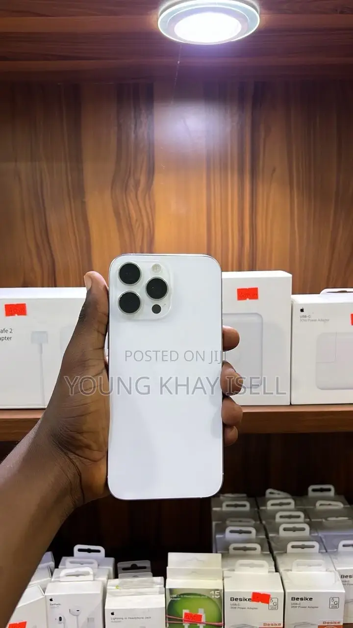 Apple iPhone 16 Pro Max 256 GB White