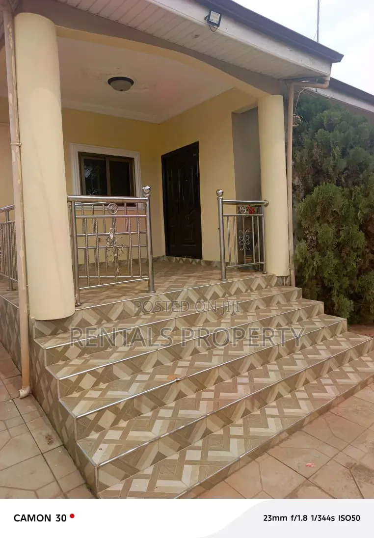 3bdrm House in Amrahia for rent