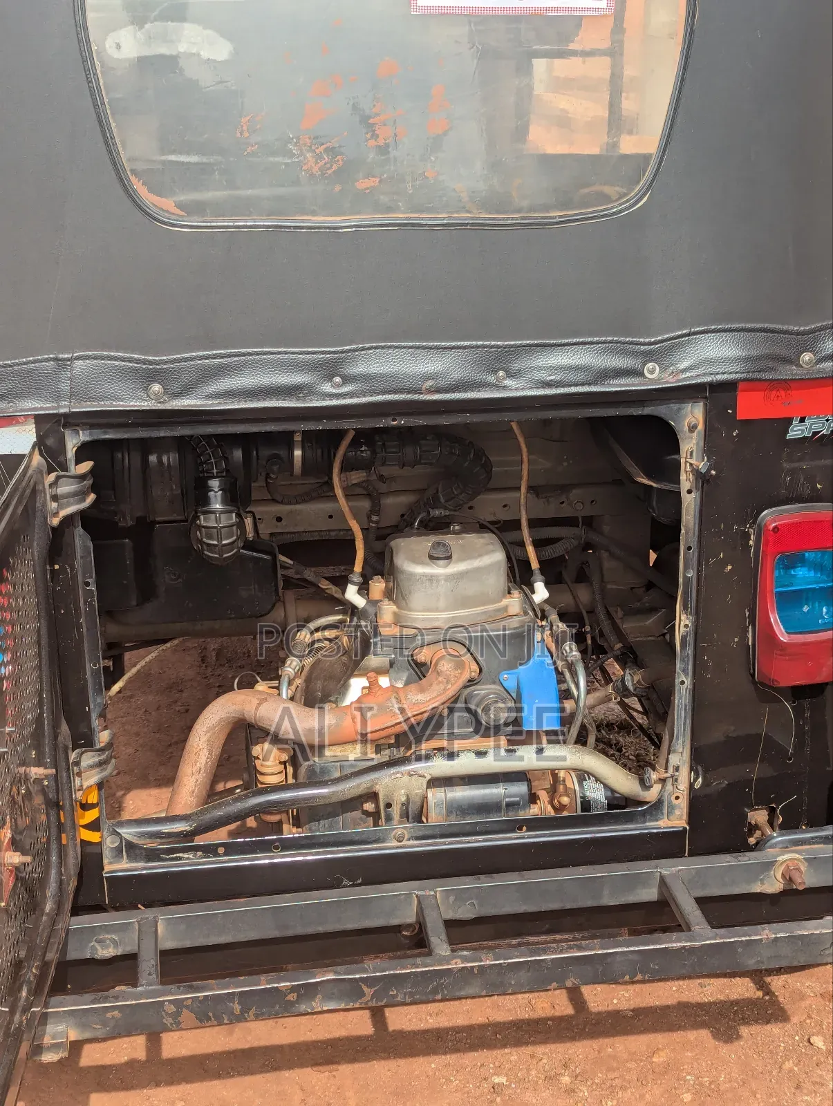 Bajaj RE 2024 Black