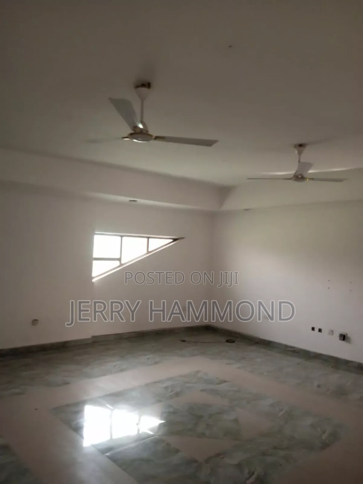 3bdrm Apartment in Teshie  Bushroad, New Town for rent