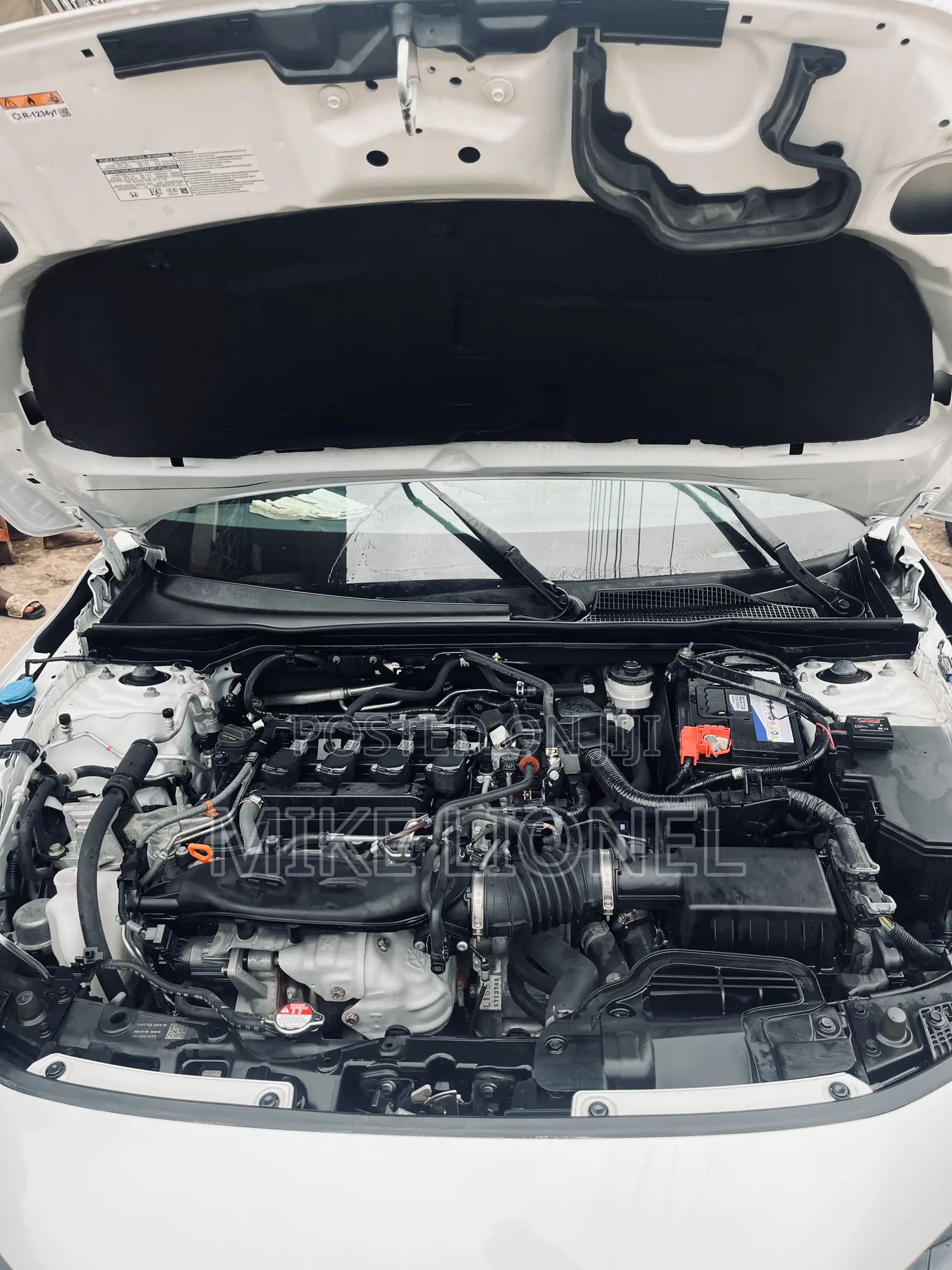 Honda Civic Sport Touring 2022 White