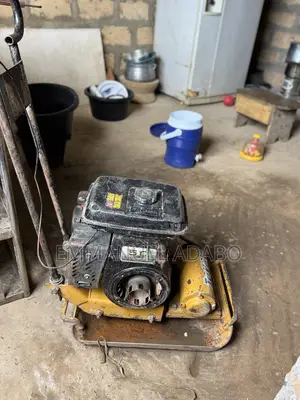 Plate Compactor Machine