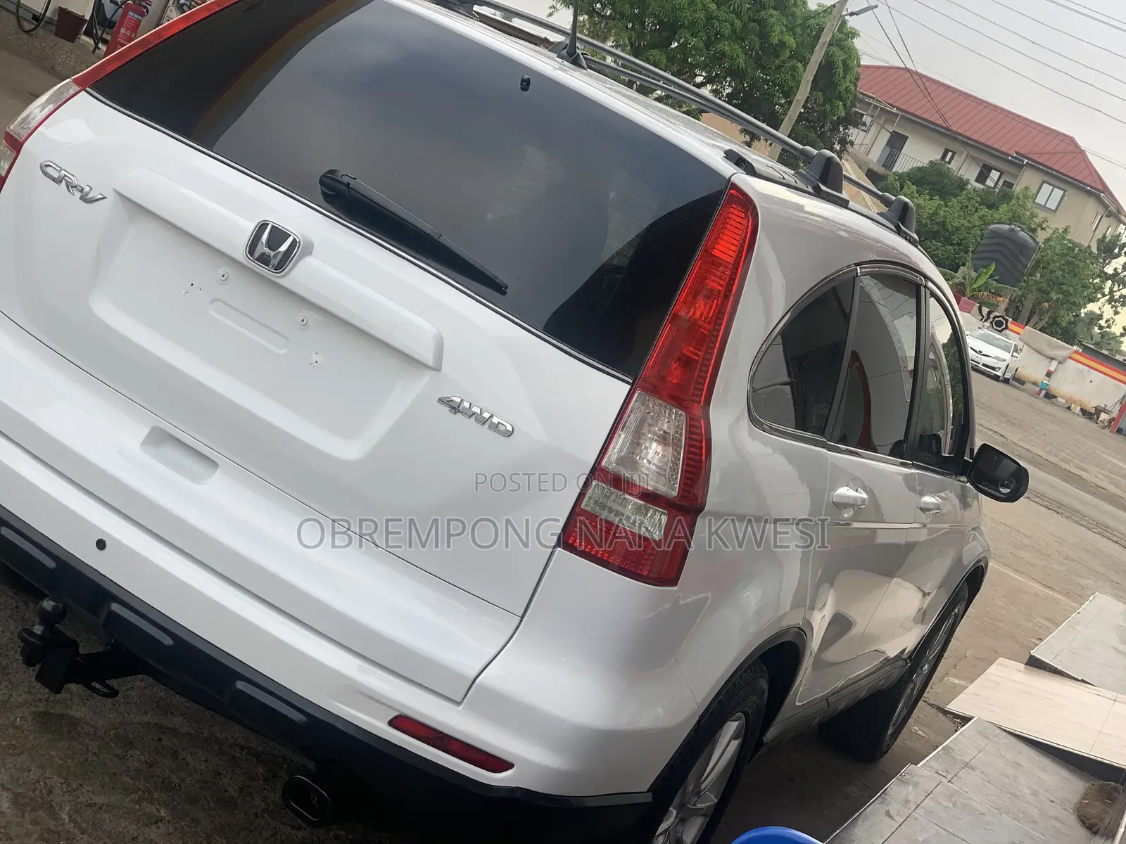 Honda CR-V 2010 White