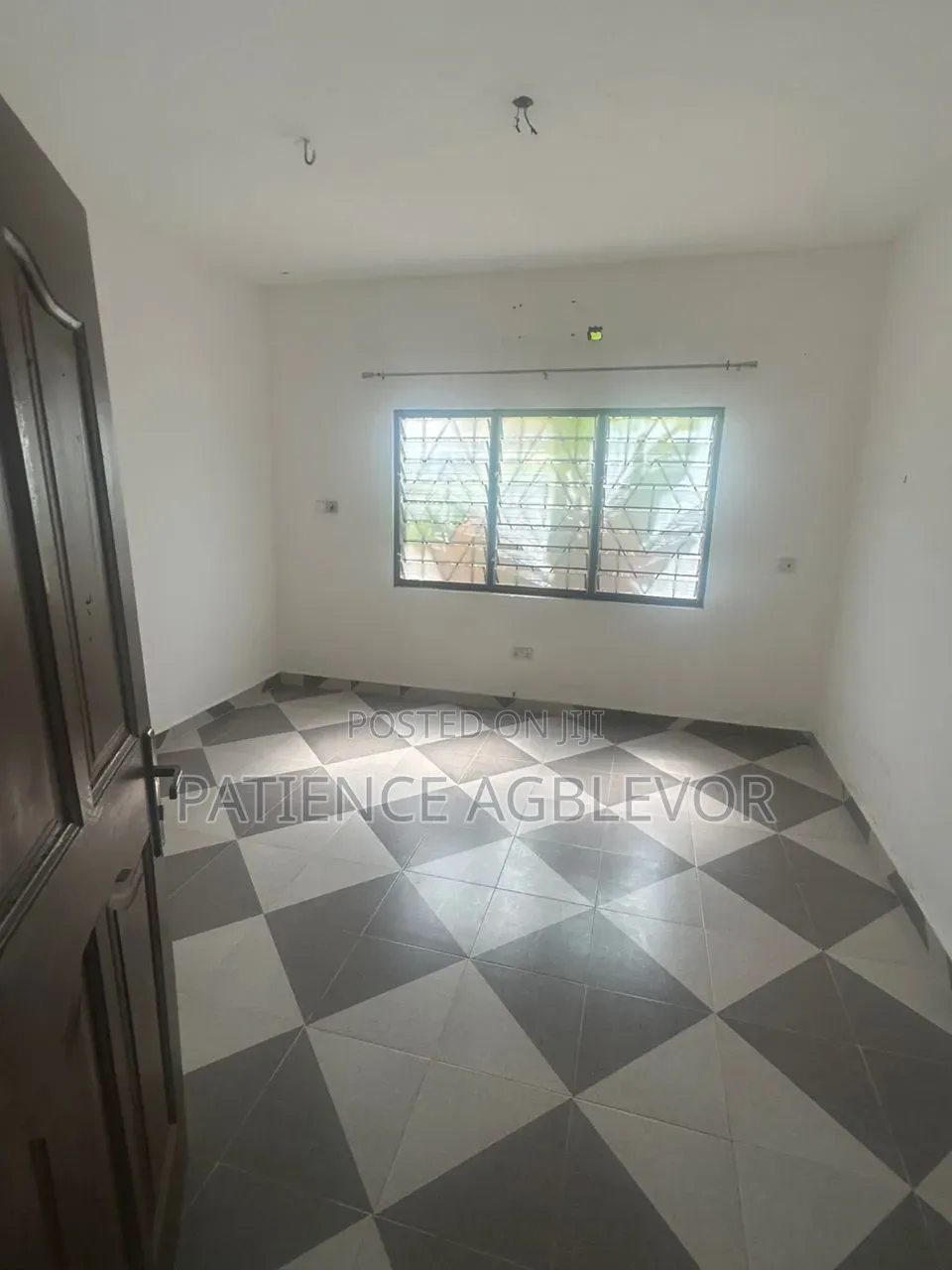 1bdrm Apartment in School Junction for rent