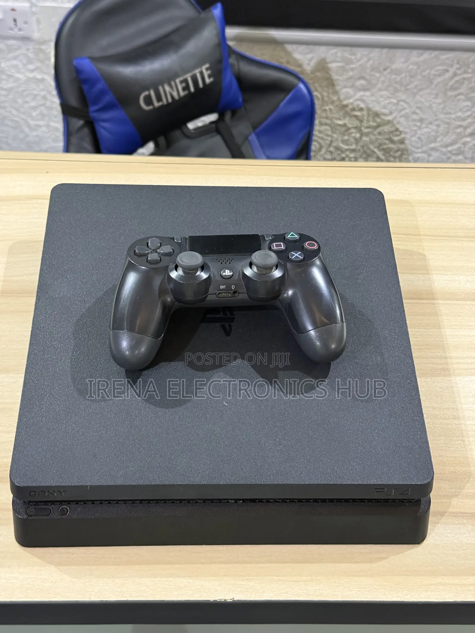 Playstation 4 Slim