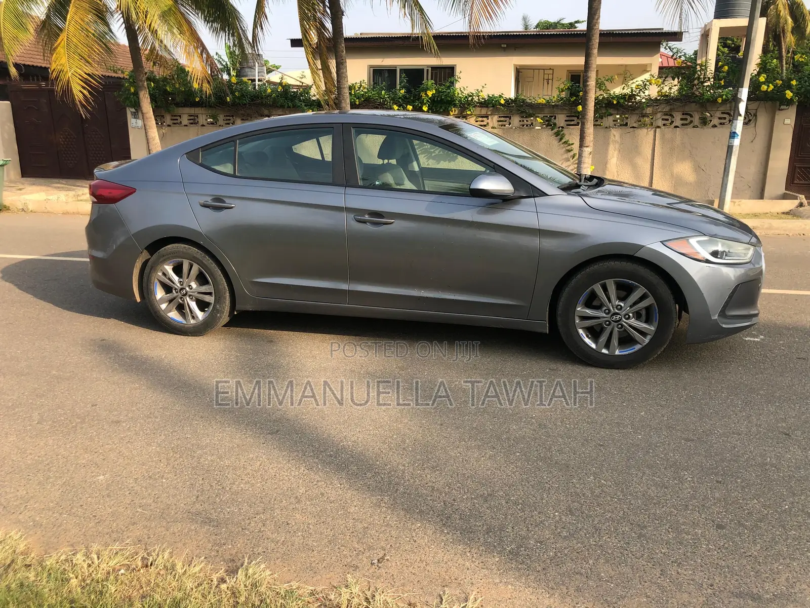 Hyundai Elantra ECO Sedan FWD (1.4L 4cyl 7A) 2017 Gray