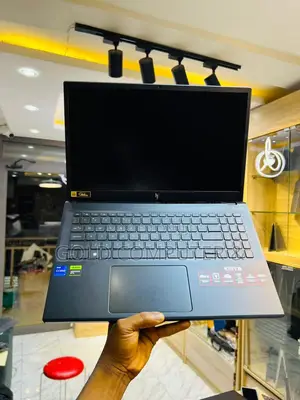 Laptop Acer Nitro 17 32GB Intel Core i7 SSD 512GB