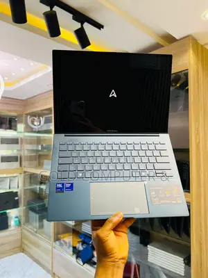 New Laptop Asus Zenbook 14 UX434 16GB Intel Core Ultra 7 SSD 1T