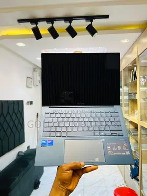 New Laptop Asus Zenbook 14 UX434 16GB Intel Core Ultra 7 SSD 1T