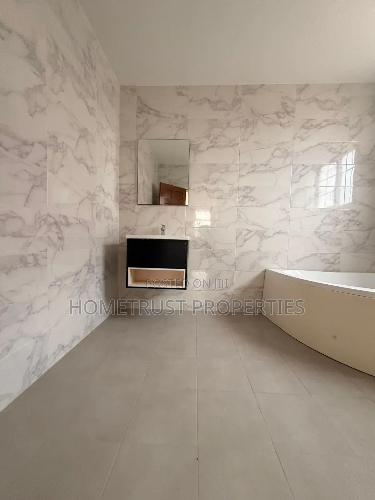 4bdrm Duplex in Weija Old Barrier for sale