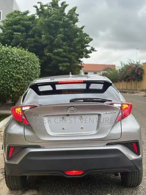 Toyota C-HR XLE FWD 2020 Gray