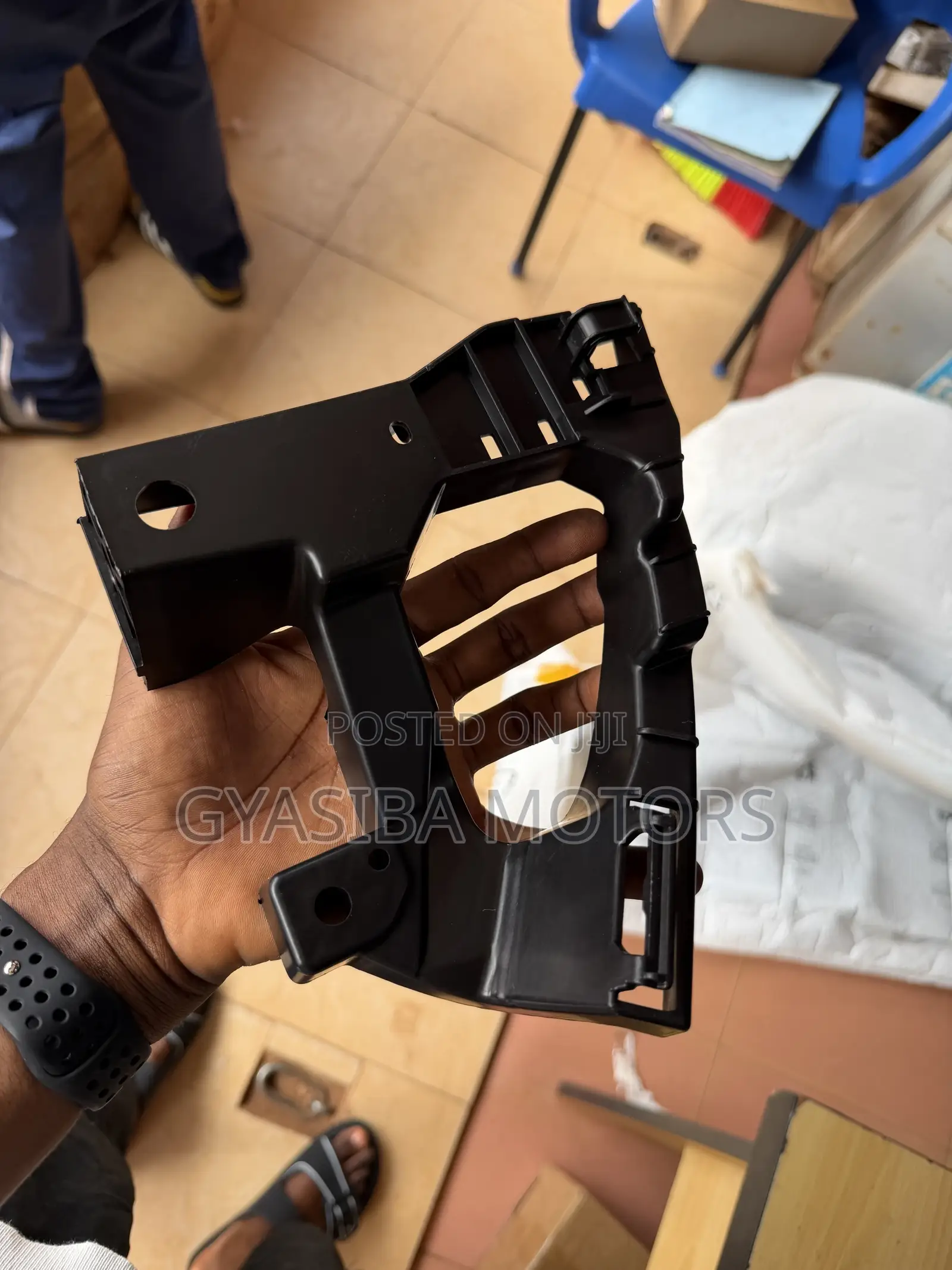 Honda Hr - V 2015 - 2018 Headlight Bracket / Seat