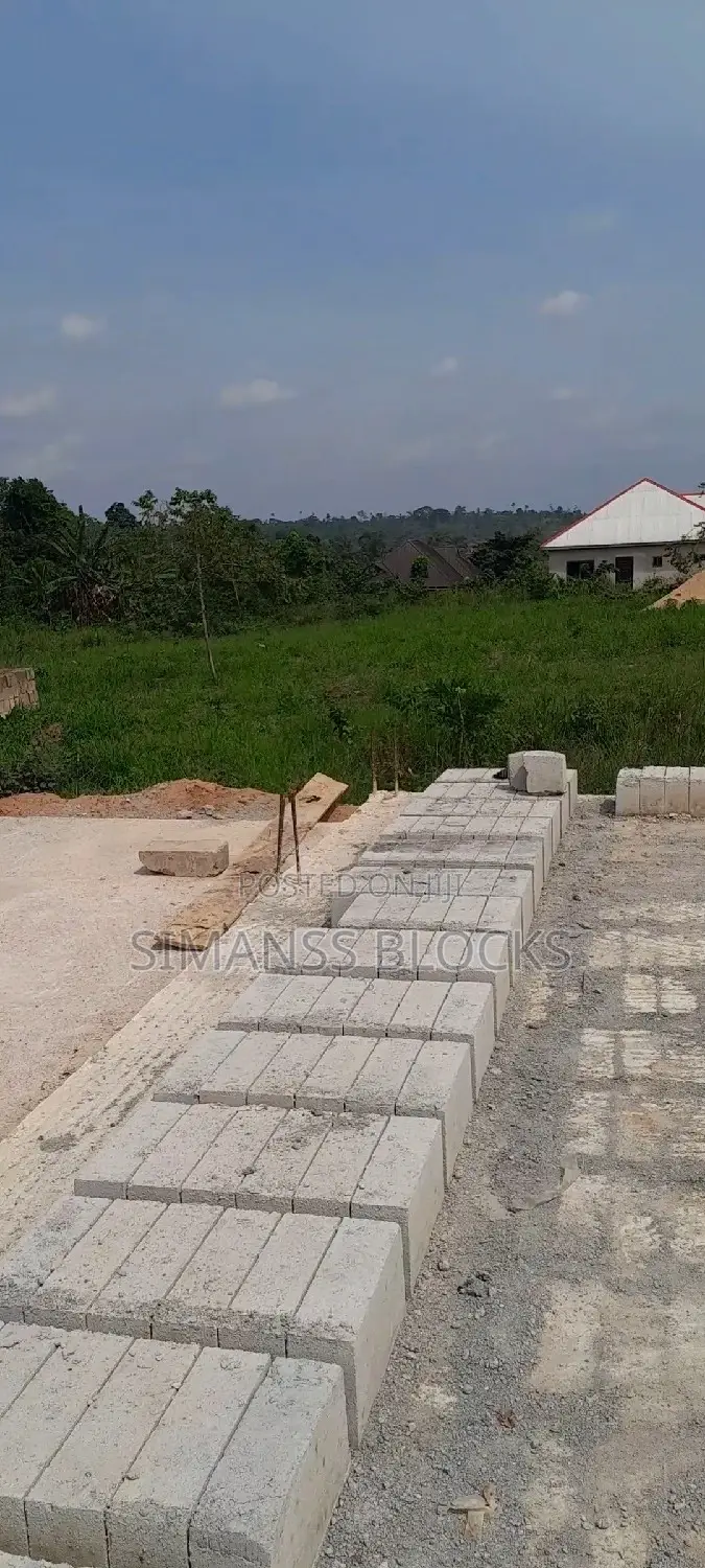 High Quality Solid and Hollow Blocks - Effiduase