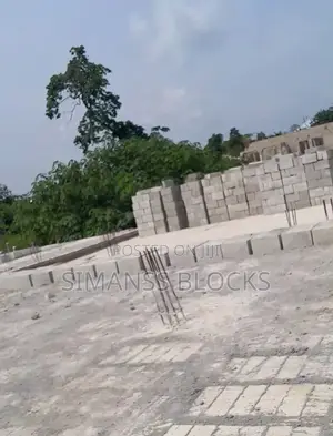 High Quality Solid and Hollow Blocks - Effiduase