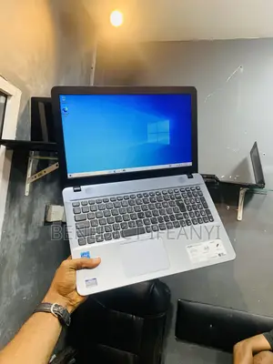 New Laptop Asus F451CA 4GB Intel HDD 500GB