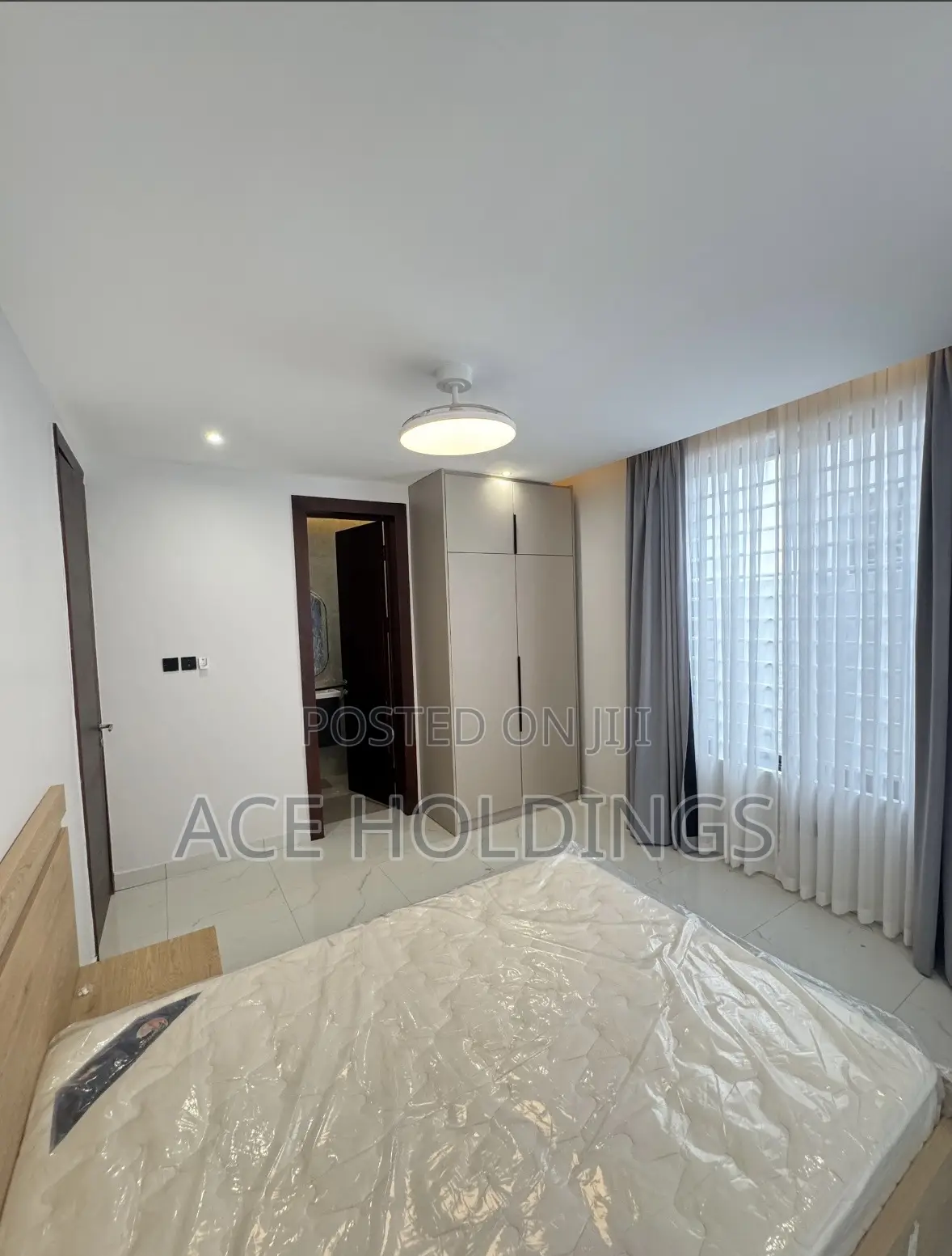 4bdrm Mansion in Adenta - Ritz for sale