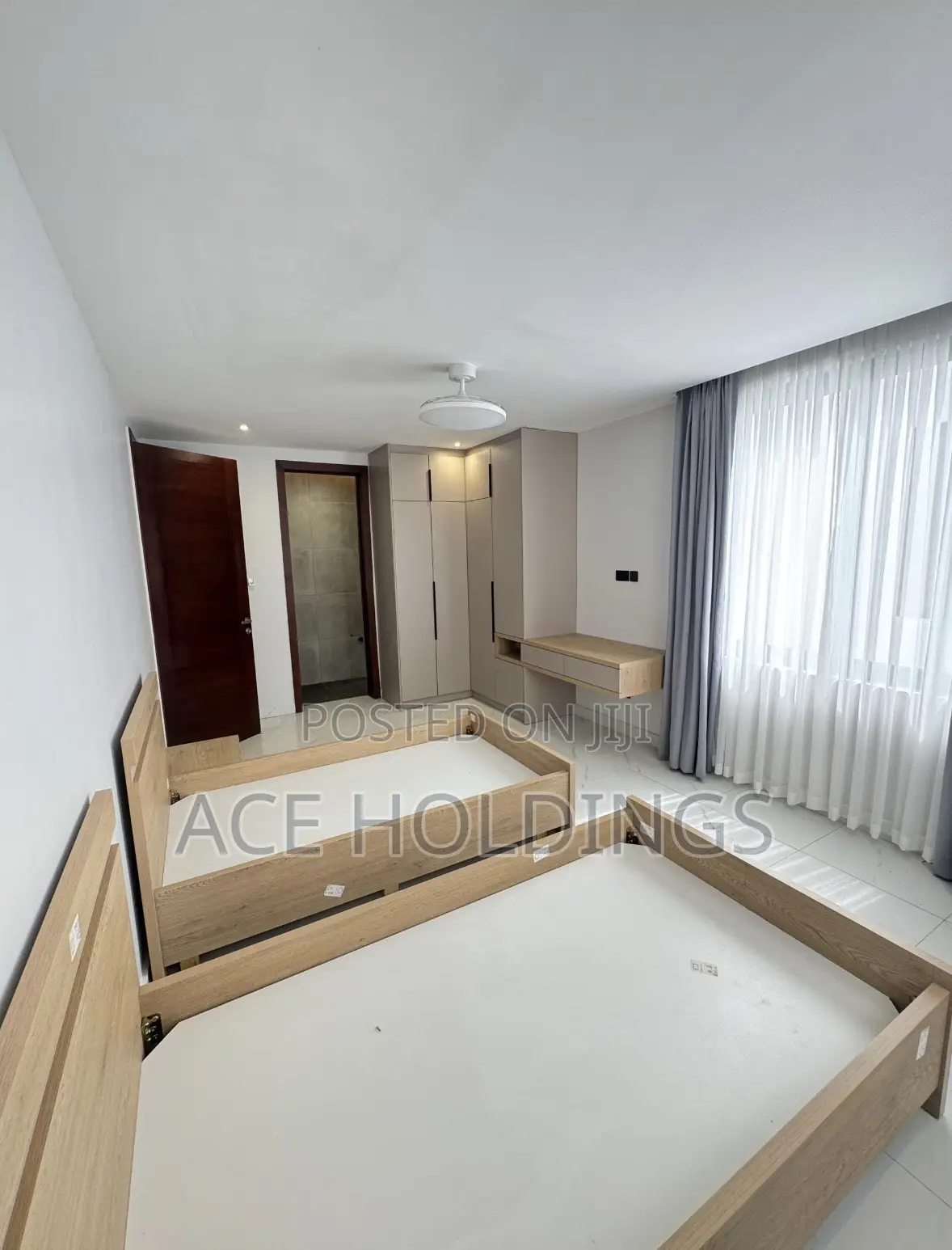 4bdrm Mansion in Adenta - Ritz for sale