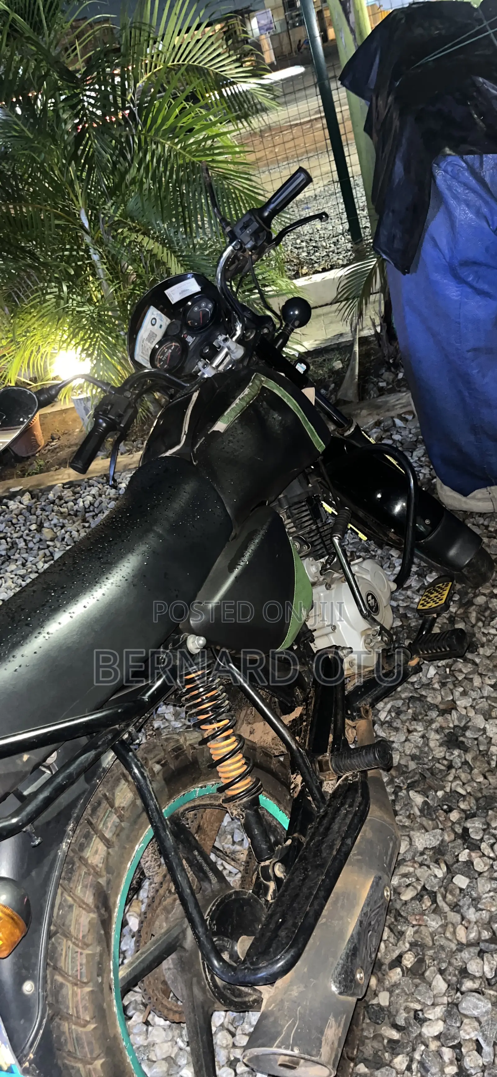 Bajaj Boxer 2024 Black