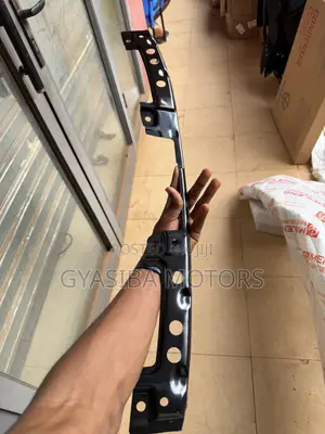 Honda Civic 2022 - 2025 Top Grille Bracket