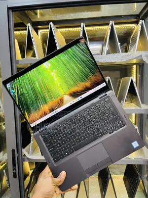 Laptop Dell Latitude 5300 16GB Intel Core i5 SSD 256GB