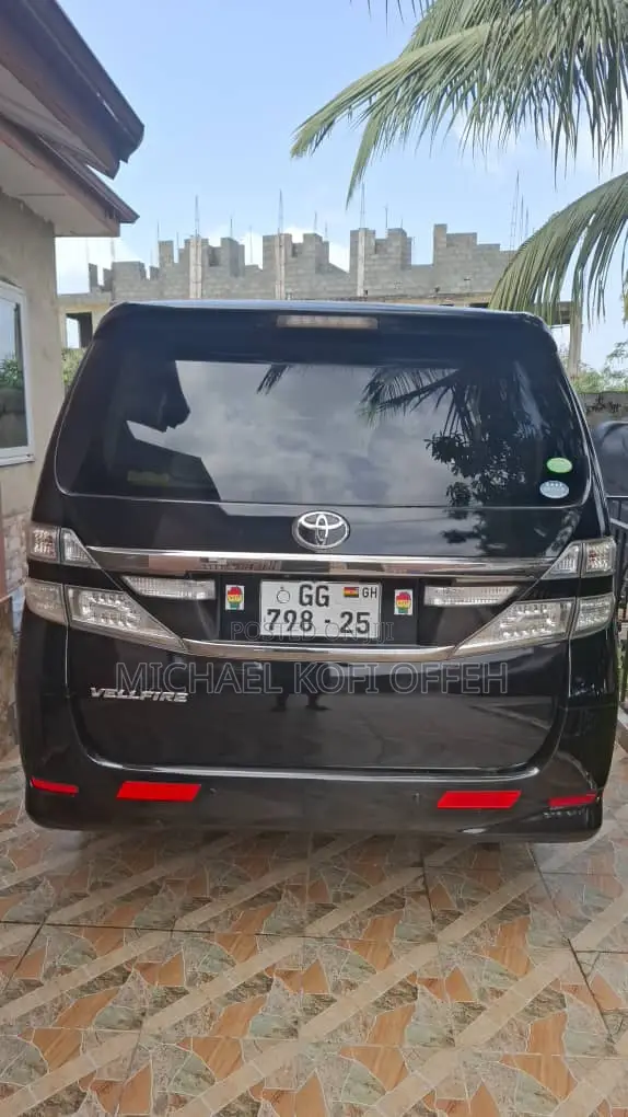 Toyota Alphard 2.4 Petrol AWD 2013 Black