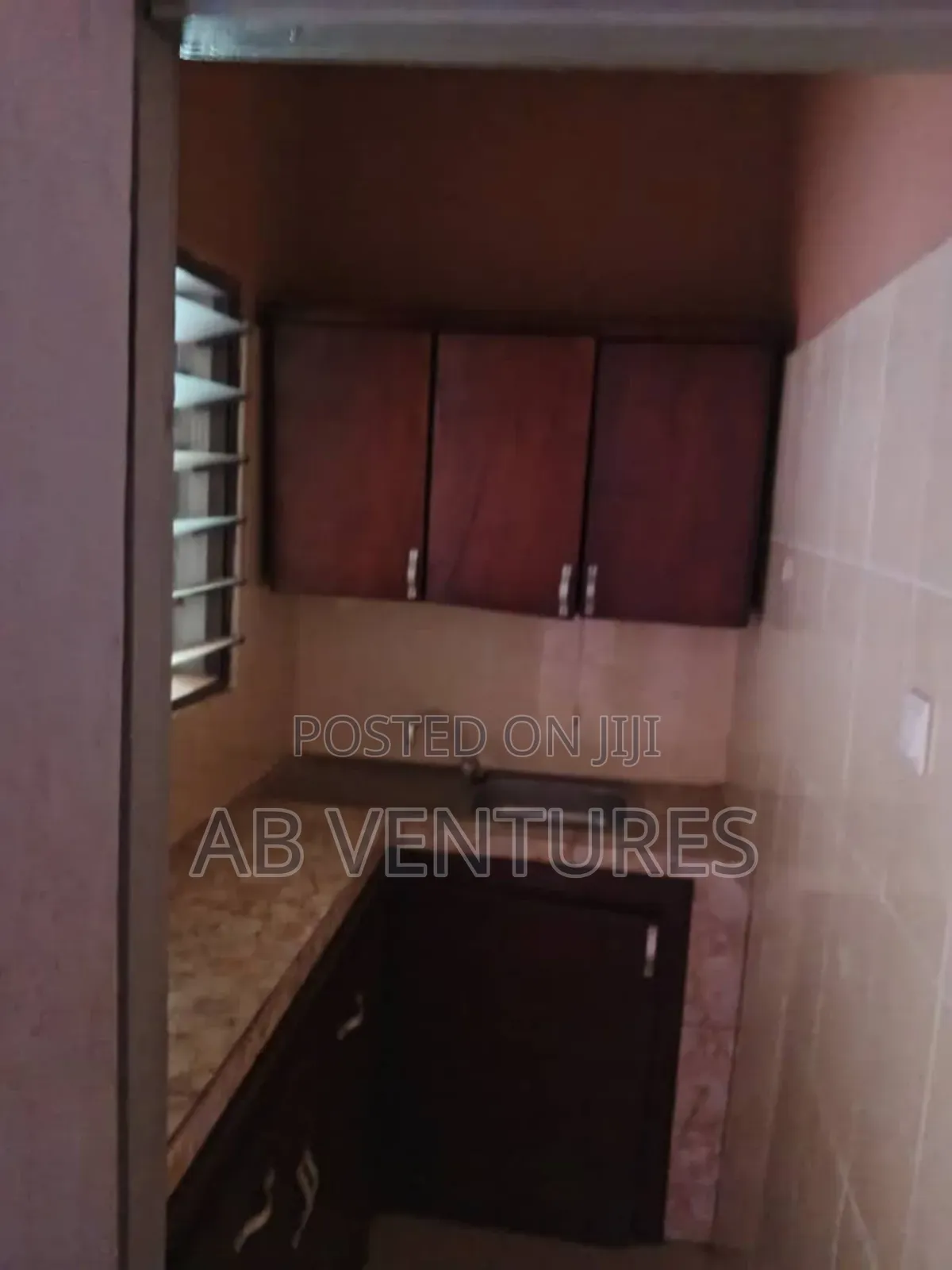 1bdrm Apartment in Malejor Look Sharp for rent