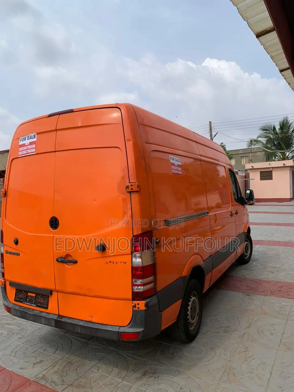 Mercedes-Benz Sprinter 2012 Orange