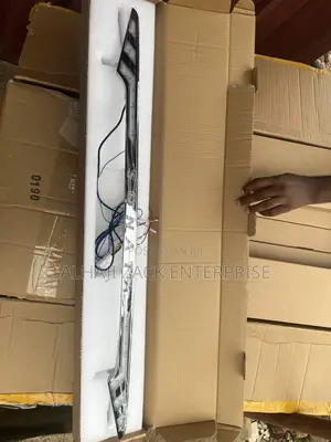 Sonata 2013 Boot Chrome With Light