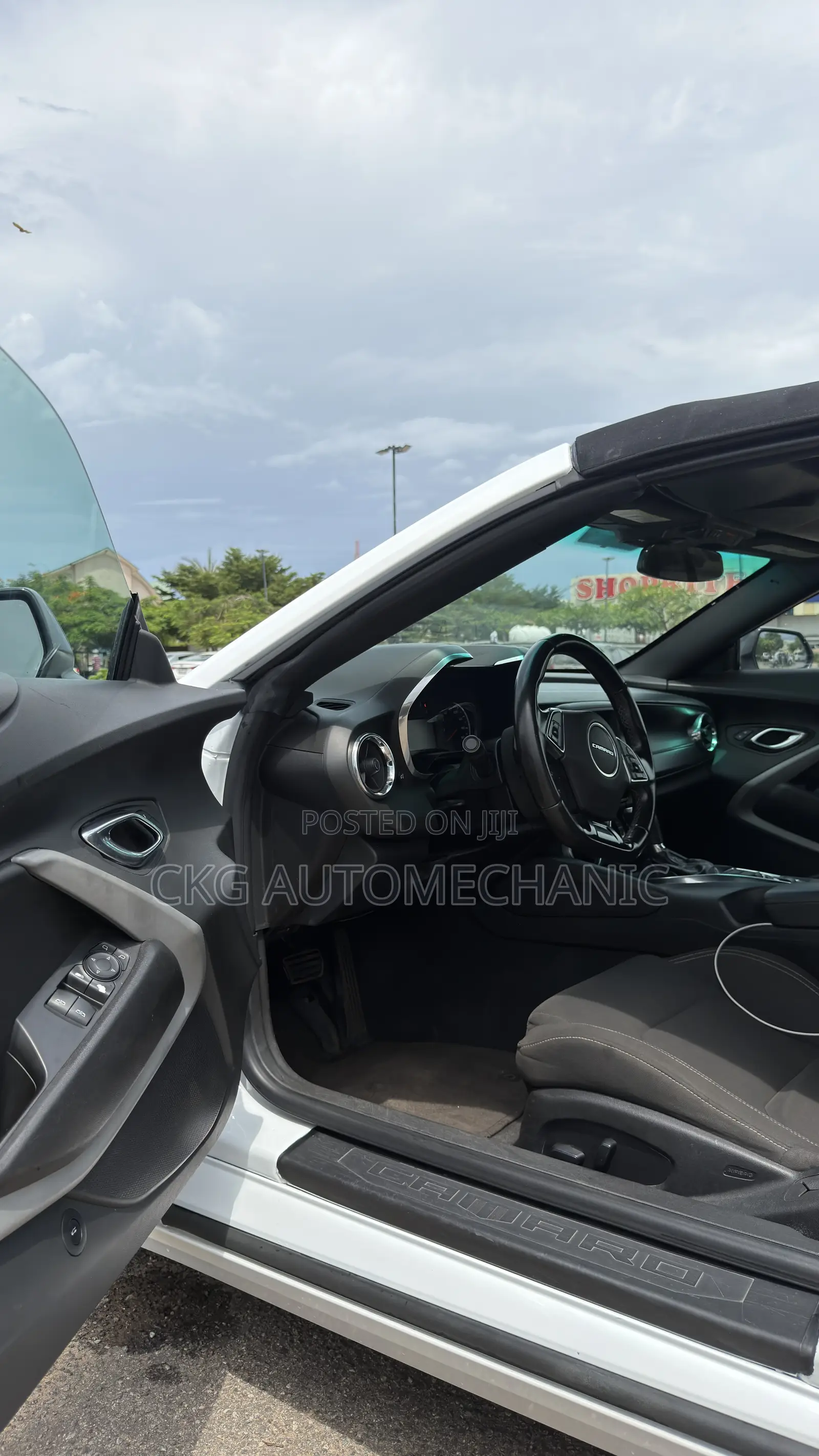 Chevrolet Camaro 2019 White