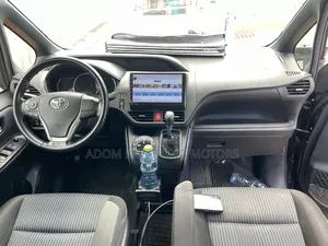 Toyota Voxy 2016 Black