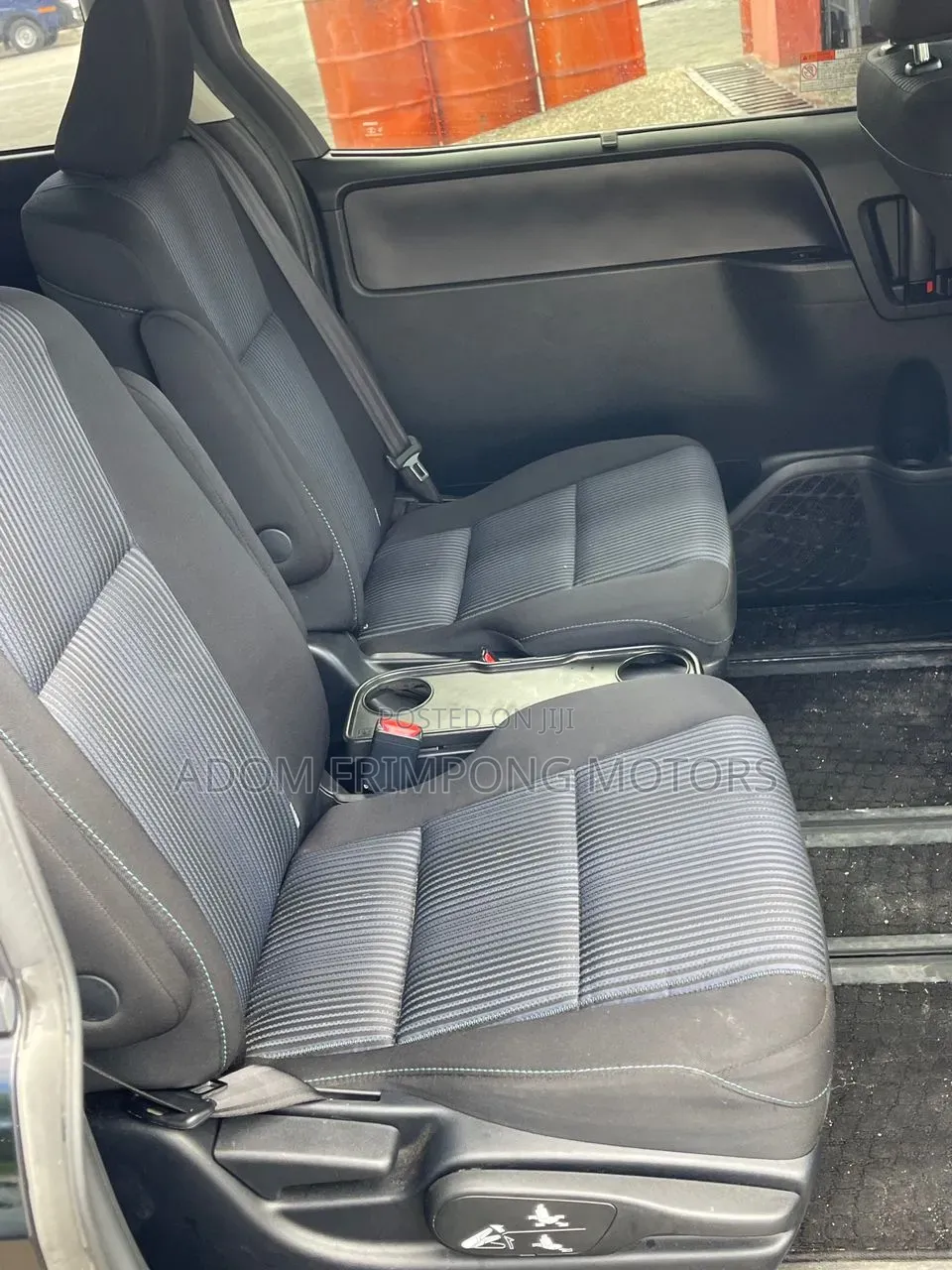 Toyota Voxy 2016 Black