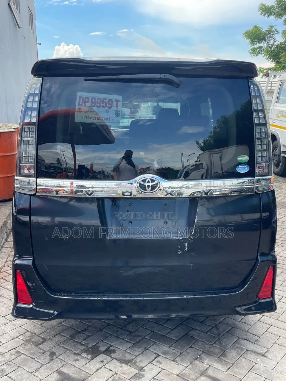Toyota Voxy 2016 Black