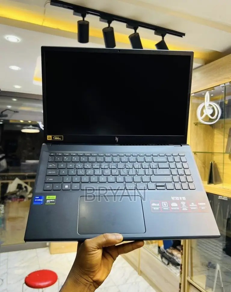 Laptop Acer 16GB Intel Core i7 SSD 512GB