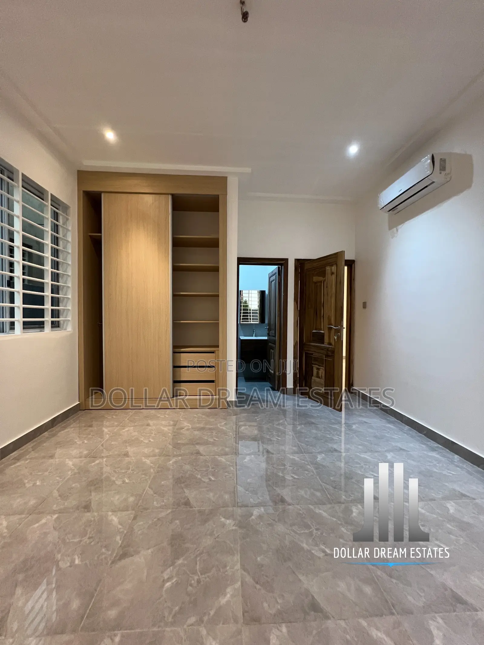 3bdrm House in Amrahia for sale