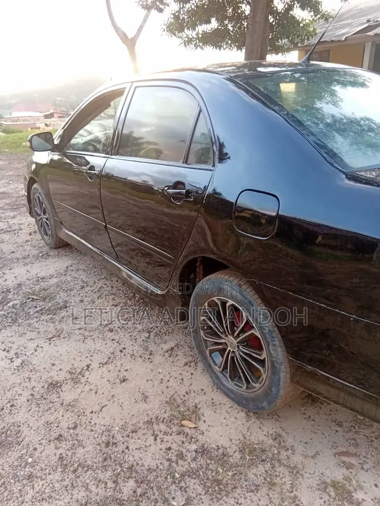 Toyota Corolla 2006 Black